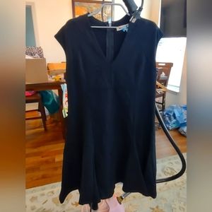 Mystic Black V Neck Shell Dress - Large